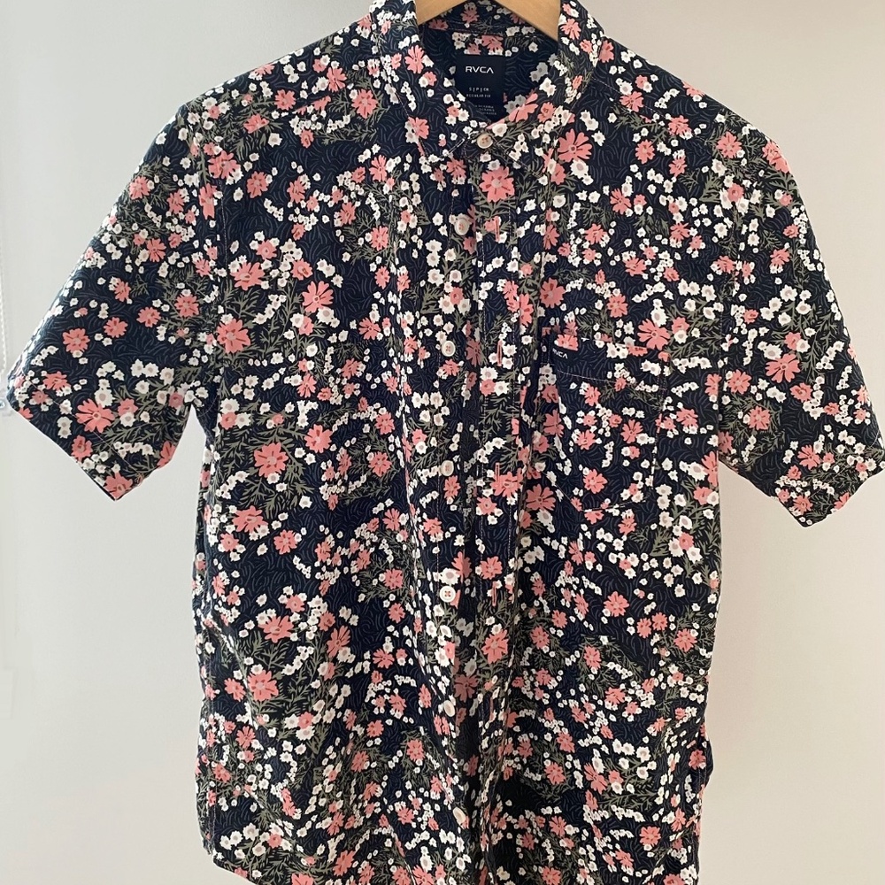 RVCA Short sleeve shirt